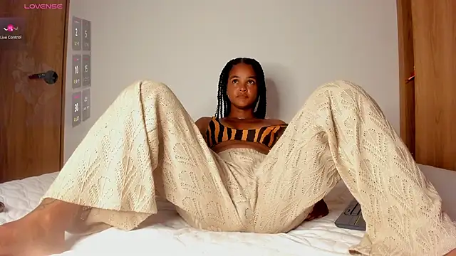 curly sweett1 online show from September 28, 11:54 pm