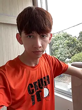 Snapshot of jacob_and_sam chatting on February 18, 6:37 pm jacob and sam online show from February 18, 6:37 pm