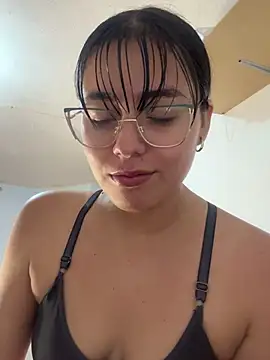 Snapshot of megan_cl chatting on February 20, 6:17 am megan cl online show from February 20, 6:17 am