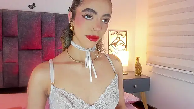 Snapshot of Violetta_Ficher chatting on October 3, 2:08 am Violetta Ficher online show from October 3, 2:08 am