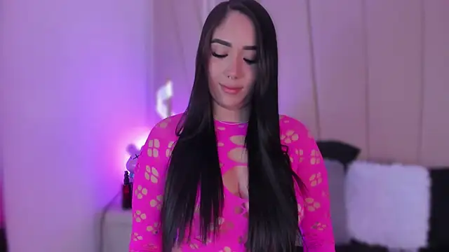 Snapshot of Nikki_vega chatting on February 14, 7:59 am Nikki vega online show from February 14, 7:59 am