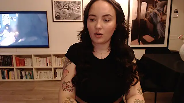 Snapshot of Orgasmille chatting on February 18, 11:44 am Orgasmille online show from February 18, 11:44 am