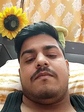 Snapshot of sethgamble000777 chatting on February 14, 2:54 pm sethgamble000777 online show from February 14, 2:54 pm