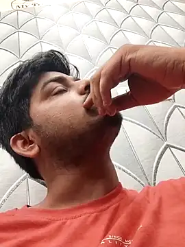 Snapshot of sethgamble000777 chatting on March 16, 12:33 pm sethgamble000777 online show from March 16, 12:33 pm