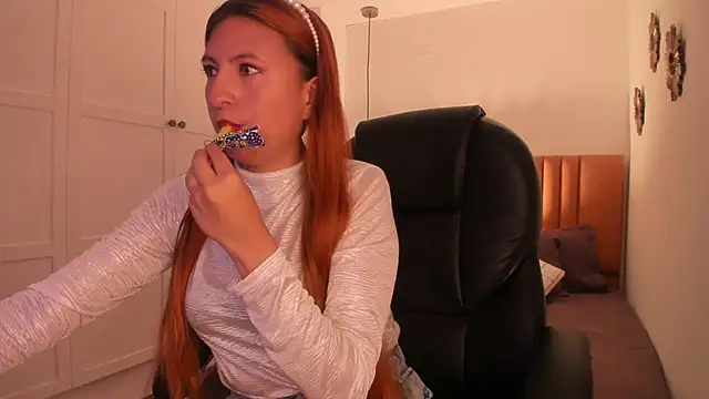 Snapshot of fer_angel_ chatting on February 17, 2:15 pm fer angel online show from February 17, 2:15 pm
