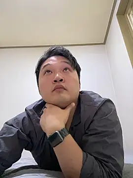 offwhite777 online show from February 16, 4:20 am