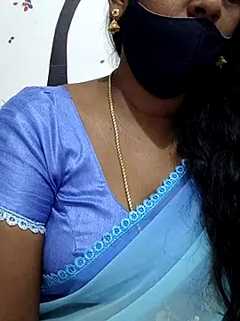 Snapshot of Tamil_Meera12 chatting on October 29, 6:26 am Tamil Meera12 online show from October 29, 6:26 am