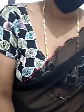 Snapshot of Tamil_Meera12 chatting on November 3, 6:47 am Tamil Meera12 online show from November 3, 6:47 am