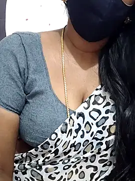 Snapshot of Tamil_Meera12 chatting on November 5, 6:46 am Tamil Meera12 online show from November 5, 6:46 am