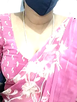 Snapshot of Tamil_Meera12 chatting on November 14, 6:12 am Tamil Meera12 online show from November 14, 6:12 am