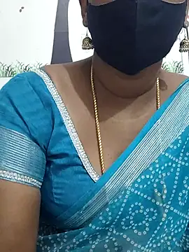 Snapshot of Tamil_Meera12 chatting on November 24, 6:57 am Tamil Meera12 online show from November 24, 6:57 am