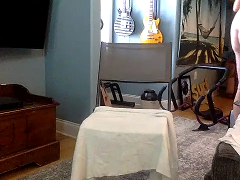 sissyboijamie1313 online show from December 4, 5:43 pm