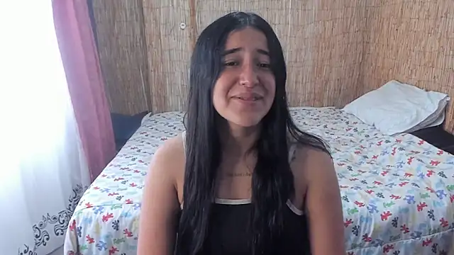 Snapshot of __leaa chatting on October 12, 6:29 pm leaa online show from October 12, 6:29 pm