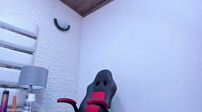 LottieBenz online show from February 12, 10:04 pm