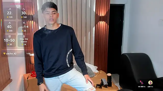 Snapshot of Justin_mack chatting on February 15, 6:33 pm Justin mack online show from February 15, 6:33 pm