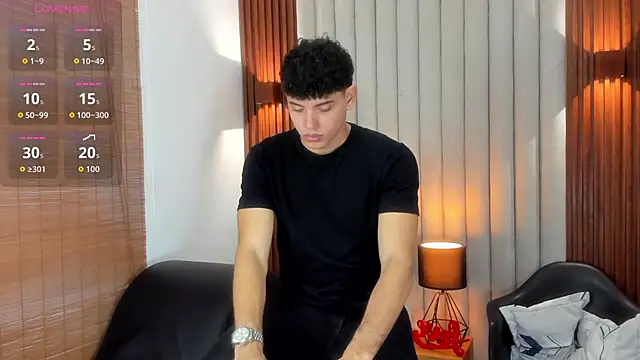 Snapshot of Justin_mack chatting on September 10, 11:54 am Justin mack online show from September 10, 11:54 am