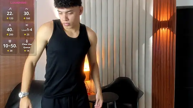 Snapshot of Justin_mack chatting on October 8, 11:52 am Justin mack online show from October 8, 11:52 am