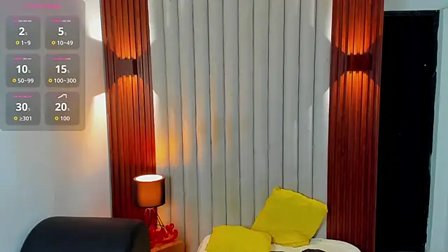 Snapshot of Justin_mack chatting on October 27, 12:31 pm Justin mack online show from October 27, 12:31 pm