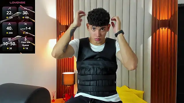 Snapshot of Justin_mack chatting on October 30, 7:25 pm Justin mack online show from October 30, 7:25 pm