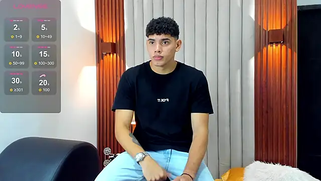 Snapshot of Justin_mack chatting on November 29, 7:17 pm Justin mack online show from November 29, 7:17 pm