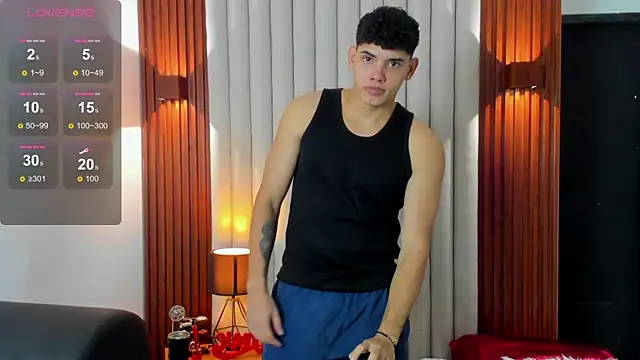 Snapshot of Justin_mack chatting on December 1, 6:57 pm Justin mack online show from December 1, 6:57 pm