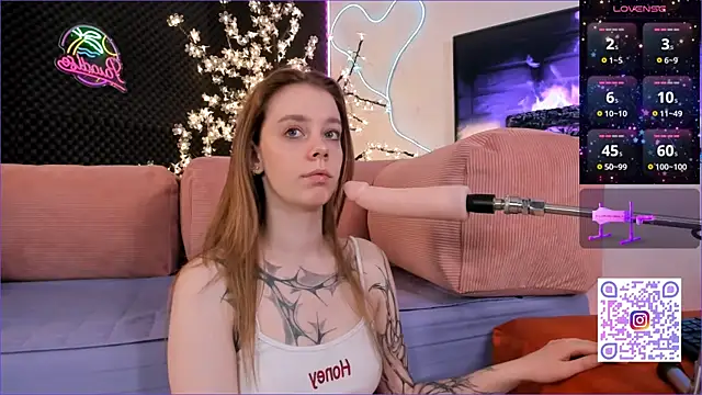 kitness sky online show from March 6, 9:03 am