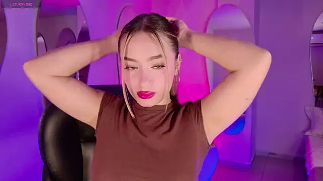 Snapshot of AmaiaHaywood chatting on November 6, 4:35 am AmaiaHaywood online show from November 6, 4:35 am