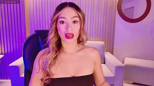 Snapshot of AmaiaHaywood chatting on November 14, 4:55 am AmaiaHaywood online show from November 14, 4:55 am