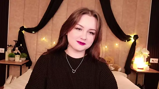 Kendra Parlow online show from October 5, 8:40 pm