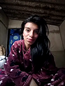 Snapshot of Ariell_Kieran chatting on February 7, 9:58 pm Ariell Kieran online show from February 7, 9:58 pm