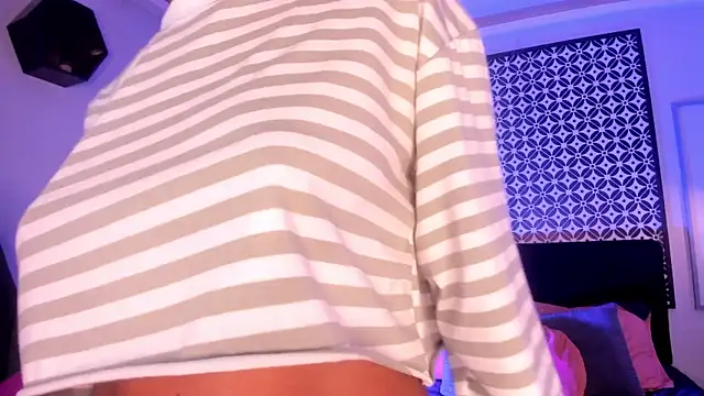 Snapshot of Gigi_Strawberry chatting on March 14, 7:37 am Gigi Strawberry online show from March 14, 7:37 am