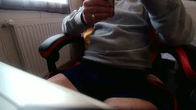 Snapshot of balkis30 chatting on January 31, 12:07 pm balkis30 online show from January 31, 12:07 pm