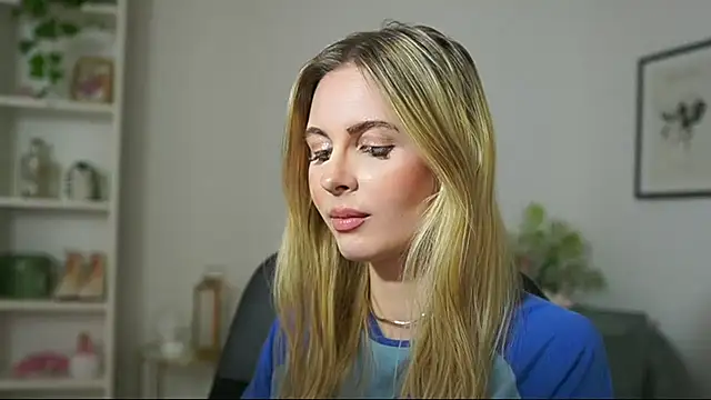 catecrago  online show from March 6, 1:57 pm