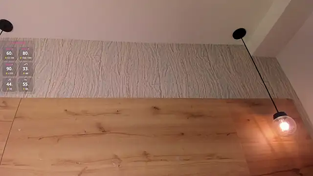 Snapshot of bella_lovers_ chatting on March 4, 12:33 pm bella lovers online show from March 4, 12:33 pm