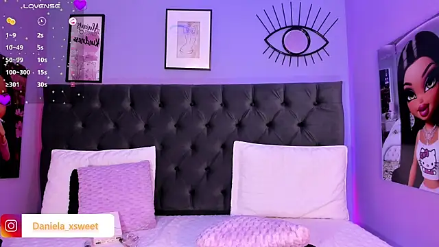 Danielaangelina online show from February 12, 8:27 am