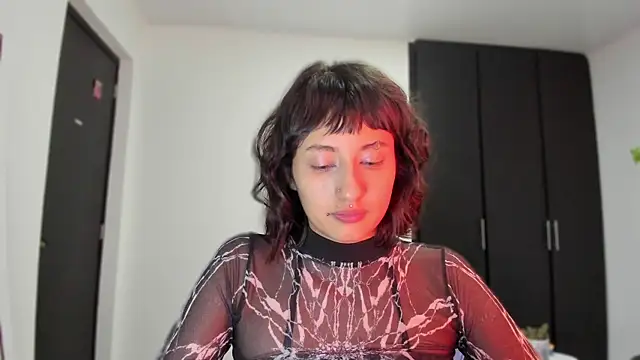 ggor4w33 online show from October 12, 12:37 pm