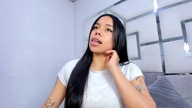 Snapshot of ZoeWan69 chatting on November 28, 12:08 pm ZoeWan69 online show from November 28, 12:08 pm