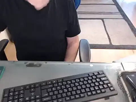 Snapshot of ruplumber chatting on February 5, 6:56 am ruplumber online show from February 5, 6:56 am