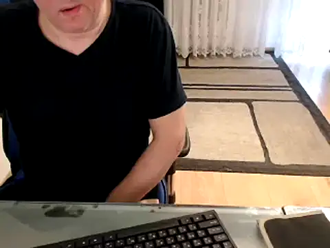 Snapshot of ruplumber chatting on February 12, 7:44 am ruplumber online show from February 12, 7:44 am