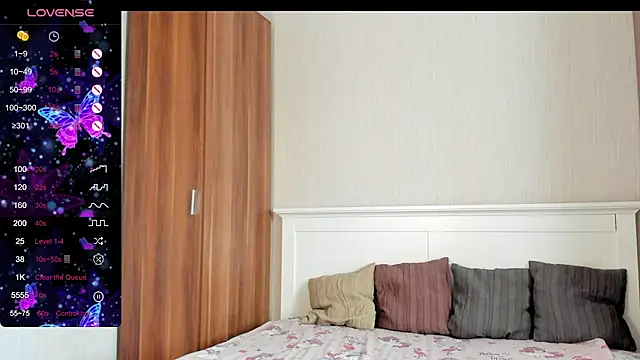 Snapshot of Cute__Nana chatting on November 15, 6:55 am Cute Nana online show from November 15, 6:55 am