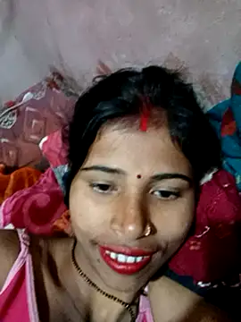 Snapshot of Miss_triha chatting on February 14, 10:58 pm Miss triha online show from February 14, 10:58 pm