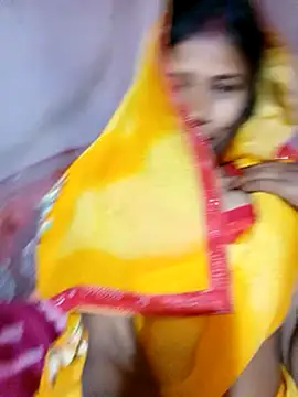 Snapshot of Miss_triha chatting on February 17, 11:53 pm Miss triha online show from February 17, 11:53 pm