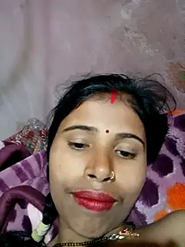 Snapshot of Miss_triha chatting on February 18, 10:58 pm Miss triha online show from February 18, 10:58 pm