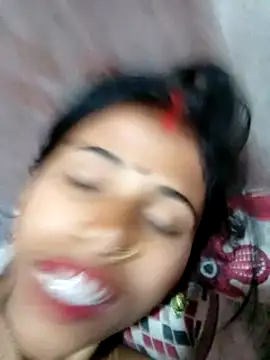 Snapshot of Miss_triha chatting on March 5, 12:38 am Miss triha online show from March 5, 12:38 am