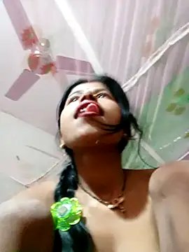 Snapshot of Miss_triha chatting on March 11, 7:25 pm Miss triha online show from March 11, 7:25 pm