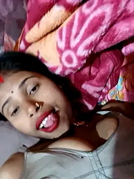 Snapshot of Miss_triha chatting on March 21, 7:57 pm Miss triha online show from March 21, 7:57 pm