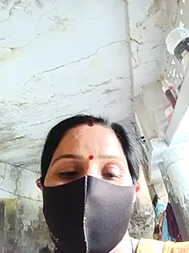 Snapshot of Sumann99 chatting on February 6, 7:45 am Sumann99 online show from February 6, 7:45 am