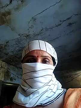 Snapshot of Sumann99 chatting on February 13, 4:11 am Sumann99 online show from February 13, 4:11 am