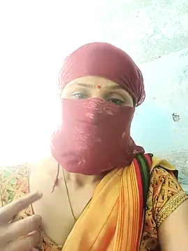 Snapshot of Sumann99 chatting on February 13, 8:06 am Sumann99 online show from February 13, 8:06 am