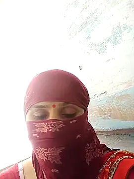 Snapshot of Sumann99 chatting on February 14, 8:10 am Sumann99 online show from February 14, 8:10 am